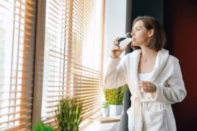 Насколько полезно пить воду натощак?